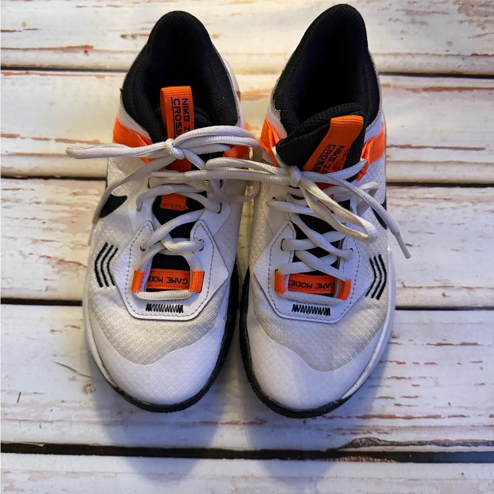 Dynamic Kids Sneakers in White and Orange